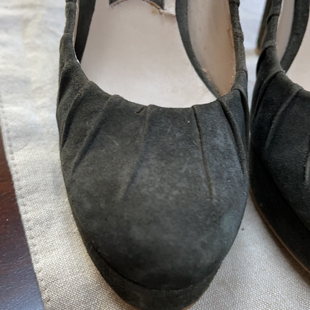 BOUTIQUE 9 Heels - Picture 3 of 6
